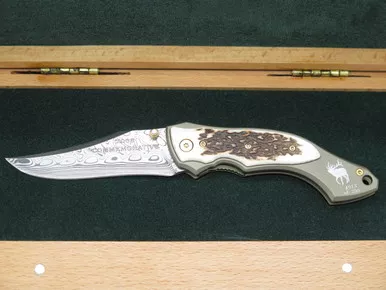 '06 RMEF Commemorative Elishewitz Design Fox Limited Stag Damascus Folding Knife
